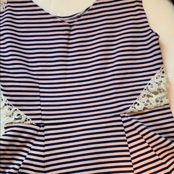 Dress - Picture 5 of 5